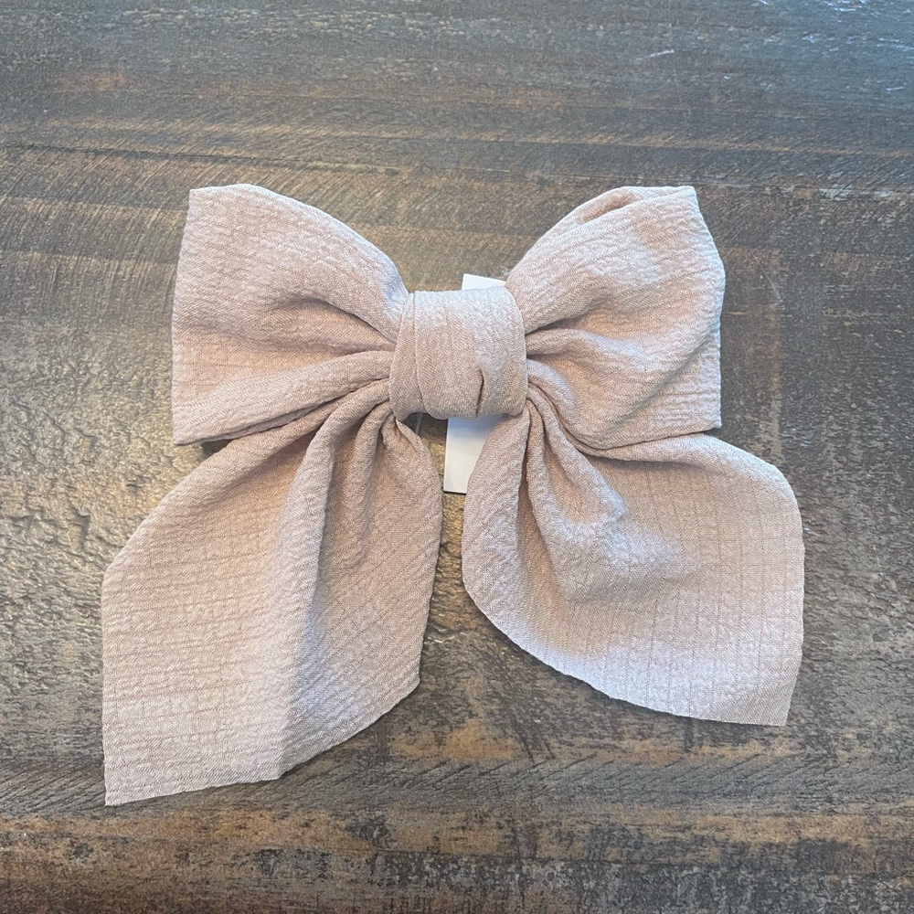 Elegant Tan Kids Hair Bow